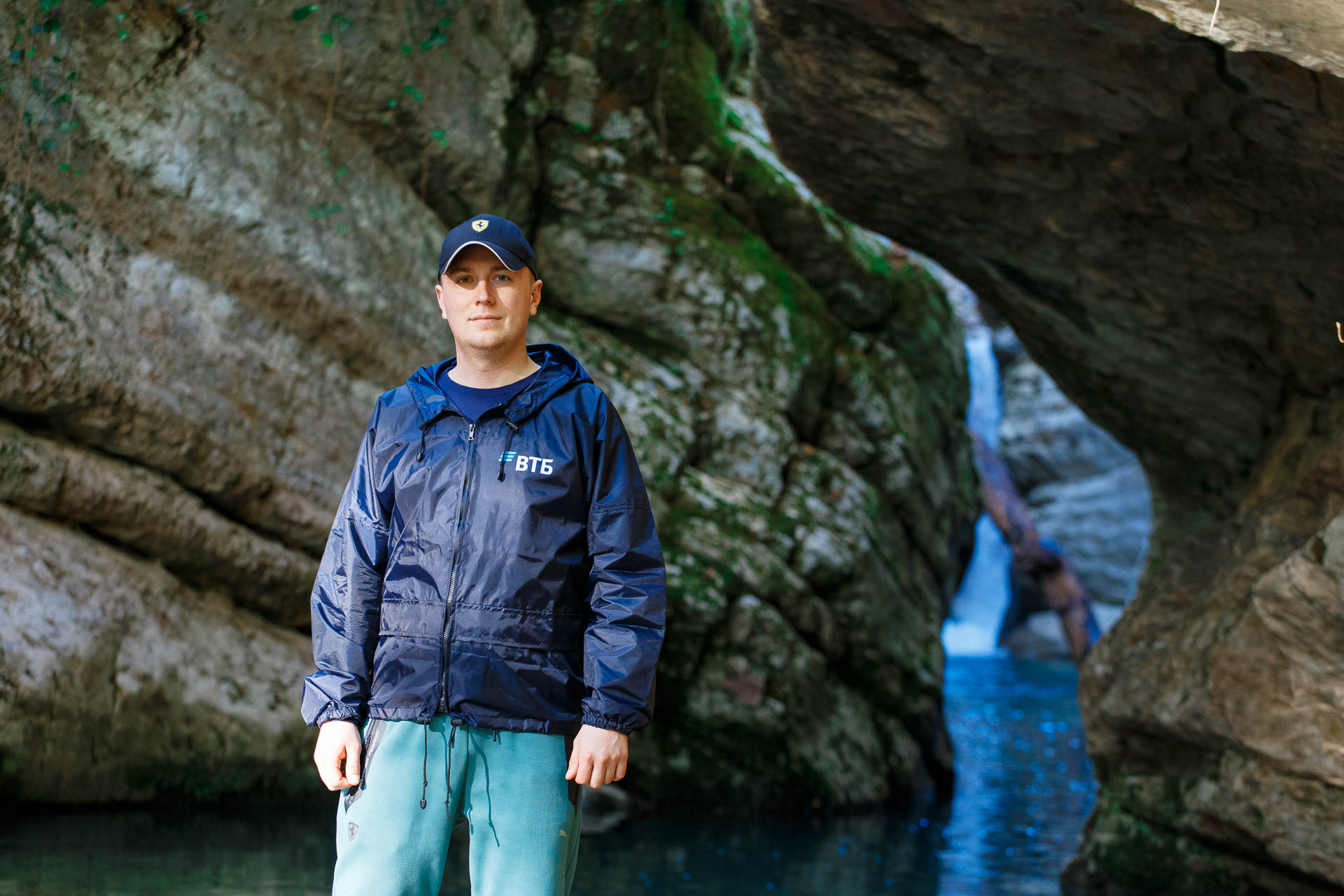 Фотосессия походов в горные пещеры Сочи